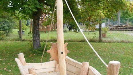 Spielschiff | &copy; Armin Schaust