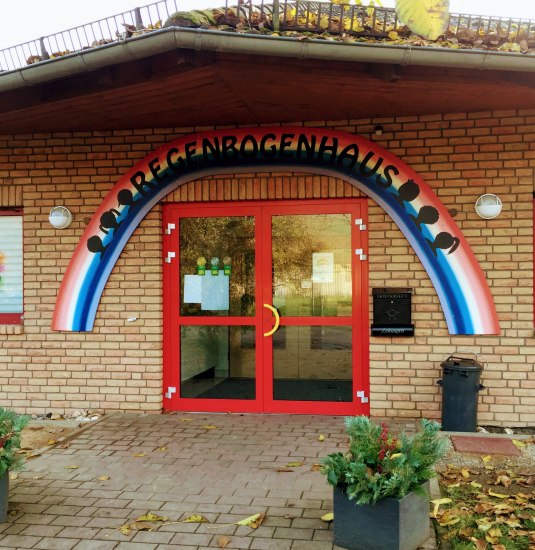 Kindergarten Regenbogenhaus | &copy; Caroline Taunt