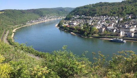 Blick vom Rheinsteig auf Boppard | © Caroline Taunt Blick vom Rheinsteig auf Boppard | © Caroline Taunt