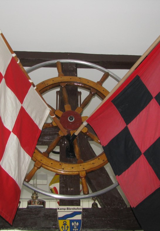 Fahnen | &copy; Quelle Fl&ouml;&szlig;er und Schifffahrtsmuseum